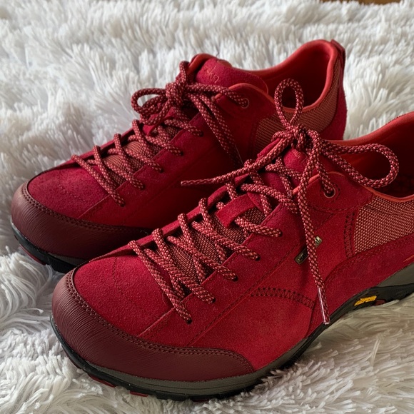 Dansko Paisley Red Women's Sneakers - Picture 3 of 16